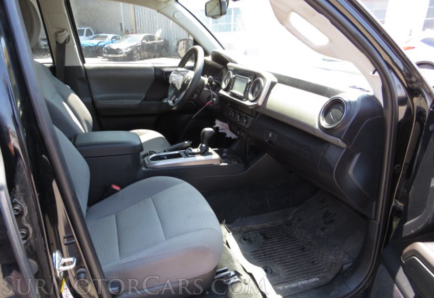 2019 Toyota Tacoma - Image 28