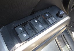 2019 Toyota Tacoma - Image 38