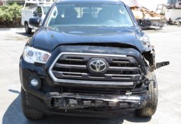 2019 Toyota Tacoma - Image 9