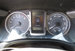2019 Toyota Tacoma - Image 33