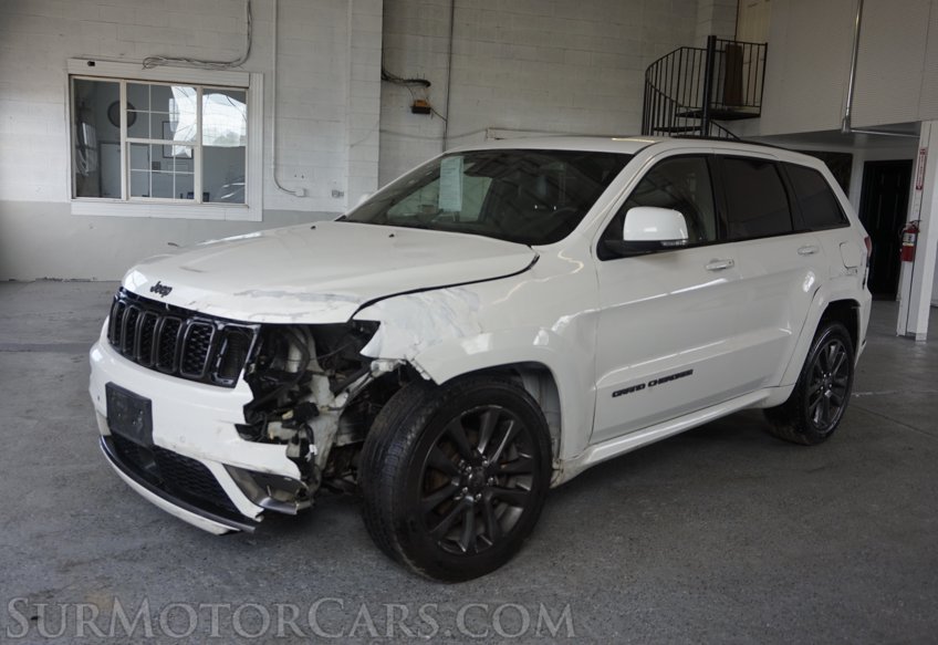 2018 Jeep Grand Cherokee - Image 2