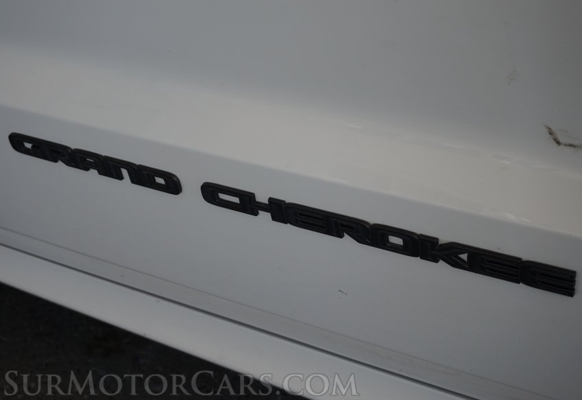 2018 Jeep Grand Cherokee - Image 29