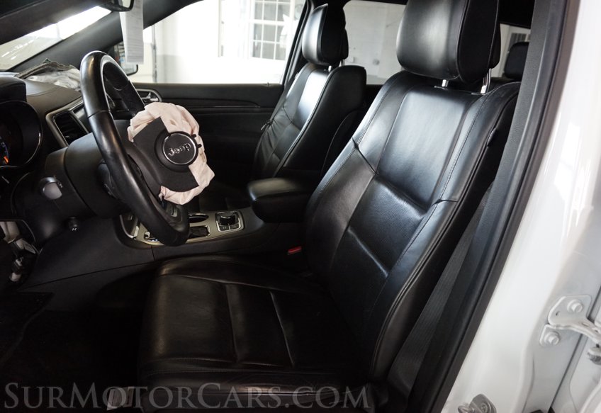 2018 Jeep Grand Cherokee - Image 33