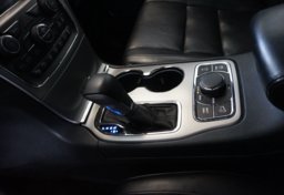 2018 Jeep Grand Cherokee - Image 45