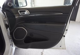 2018 Jeep Grand Cherokee - Image 53