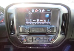 2018 Chevrolet Silverado 1500 - Image 37