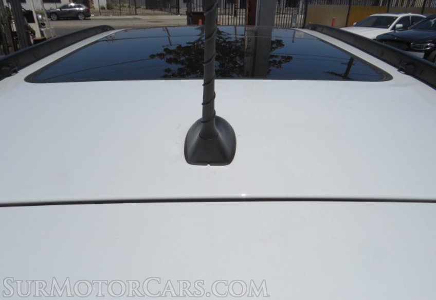 2022 Jeep Compass - Image 15