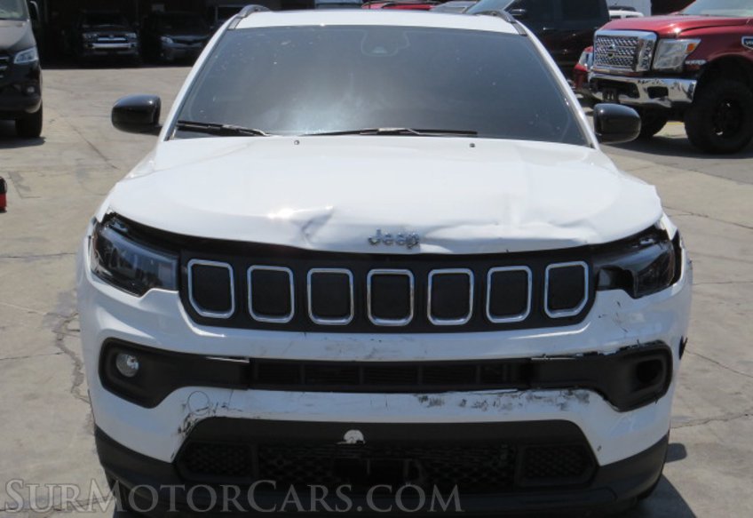 2022 Jeep Compass - Image 9