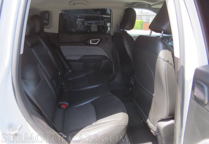 2022 Jeep Compass - Image 30