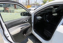 2022 Jeep Compass - Image 19