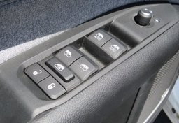 2022 Jeep Compass - Image 39