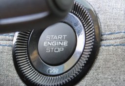 2022 Jeep Compass - Image 36