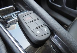 2022 Jeep Compass - Image 44