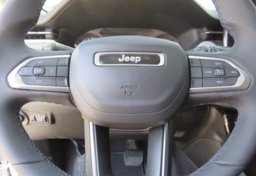 2022 Jeep Compass - Image 33