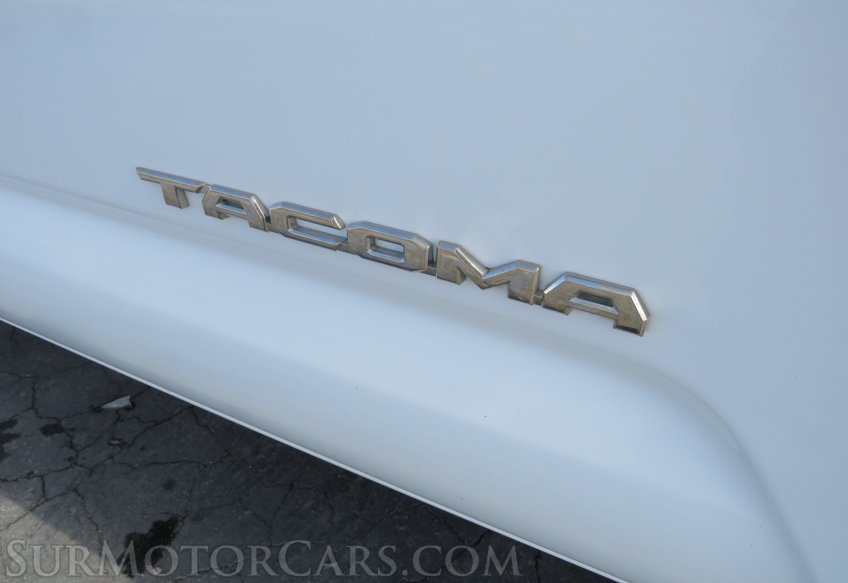 2019 Toyota Tacoma 4WD - Image 18