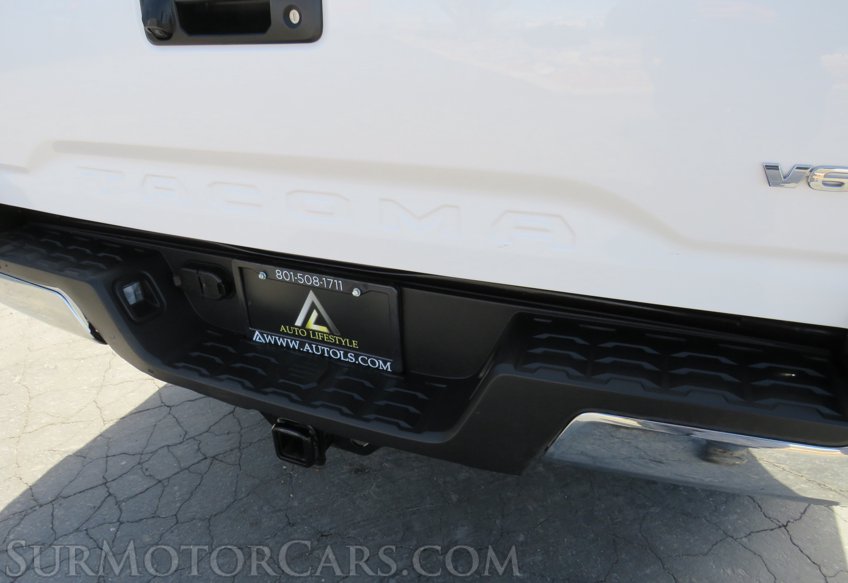 2019 Toyota Tacoma 4WD - Image 19