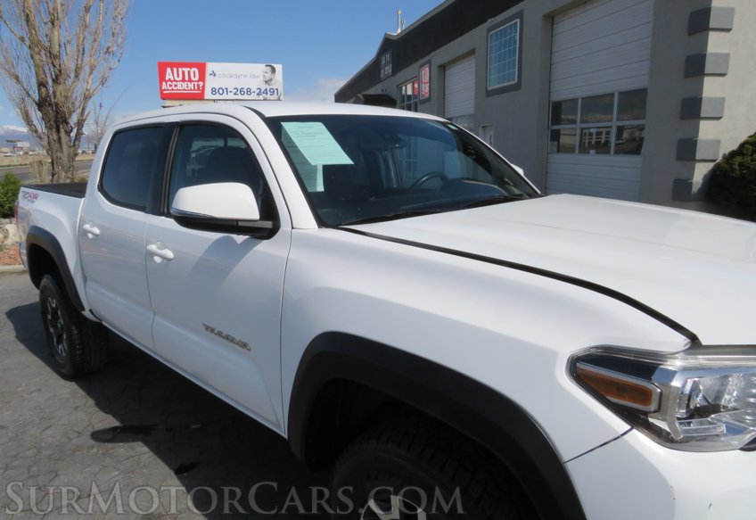 2019 Toyota Tacoma 4WD - Image 13