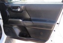 2019 Toyota Tacoma 4WD - Image 46