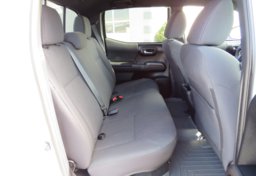 2019 Toyota Tacoma 4WD - Image 34