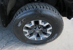 2019 Toyota Tacoma 4WD - Image 47