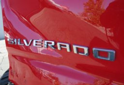 2019 Chevrolet Silverado 1500 - Image 24