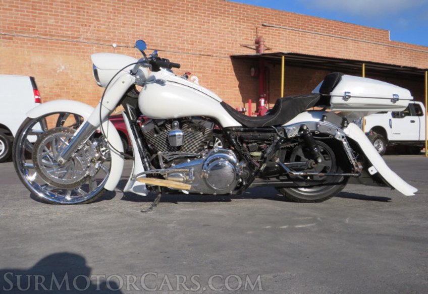 2014 Harley-Davidson FLHP ROAD KING - Image 4