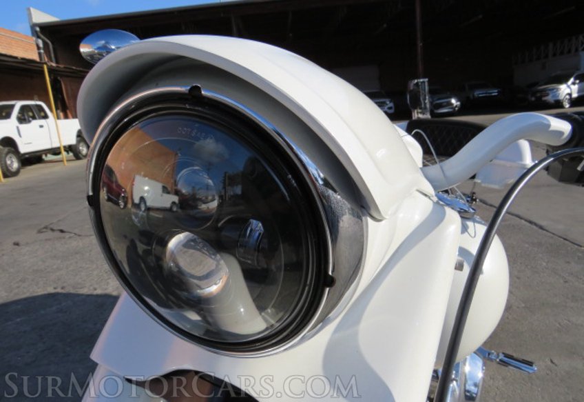 2014 Harley-Davidson FLHP ROAD KING - Image 13