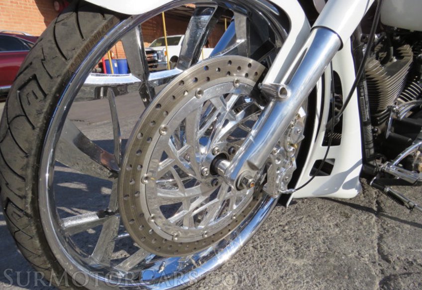 2014 Harley-Davidson FLHP ROAD KING - Image 10