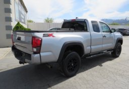 2021 Toyota Tacoma 4WD - Image 5