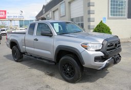 2021 Toyota Tacoma 4WD - Image 3