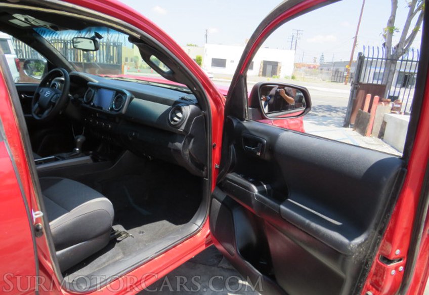 2022 Toyota Tacoma 4WD - Image 17