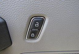 2020 Ford Super Duty F-250 SRW - Image 32