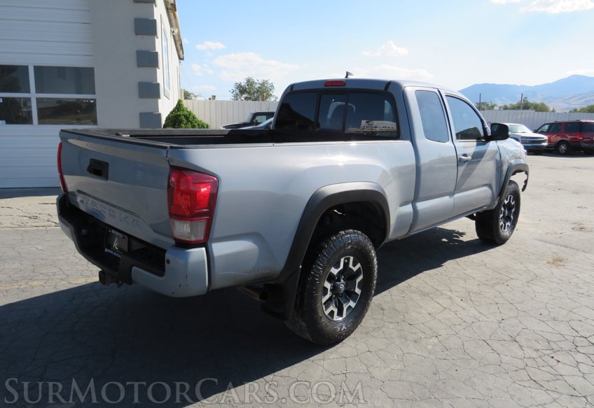 2018 Toyota Tacoma - Image 8