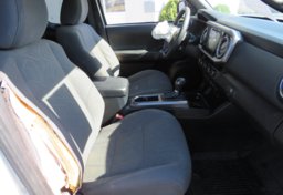 2018 Toyota Tacoma - Image 21