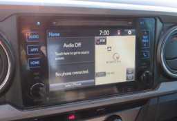 2018 Toyota Tacoma - Image 30