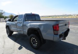 2018 Toyota Tacoma - Image 5