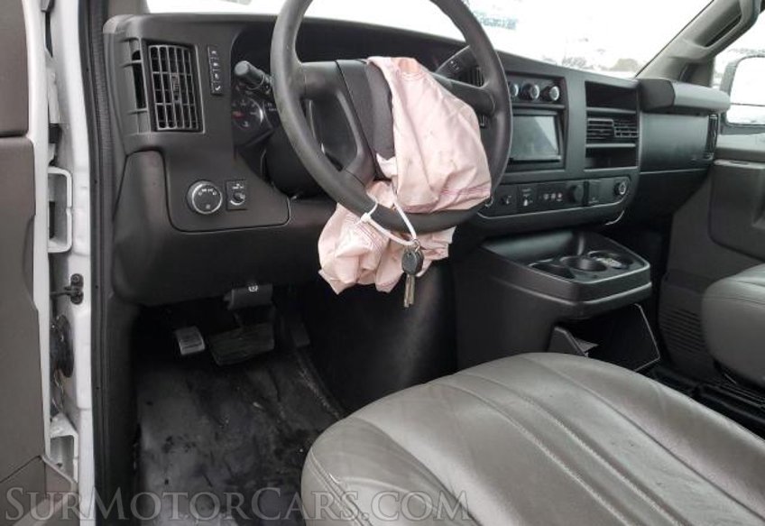 2018 Chevrolet Express Cargo Van - Image 5