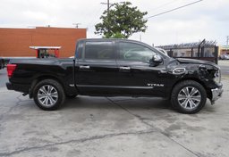 2017 Nissan Titan - Image 12