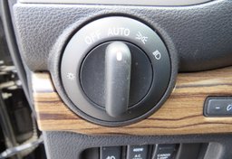 2017 Nissan Titan - Image 41