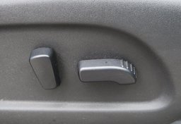 2017 Nissan Titan - Image 44