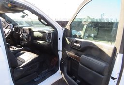 2022 Chevrolet Silverado 2500HD - Image 22