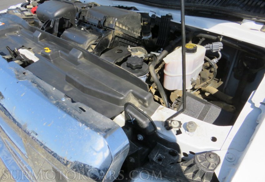 2021 Ford E-Series Cutaway - Image 32