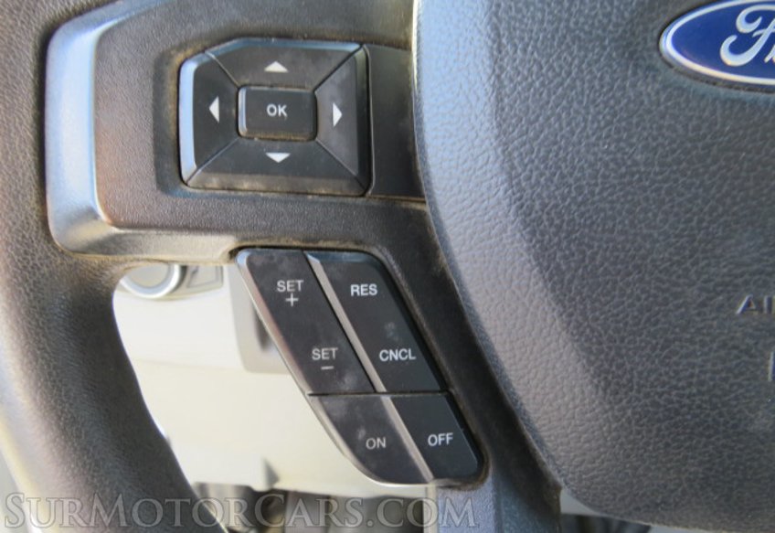 2021 Ford E-Series Cutaway - Image 28