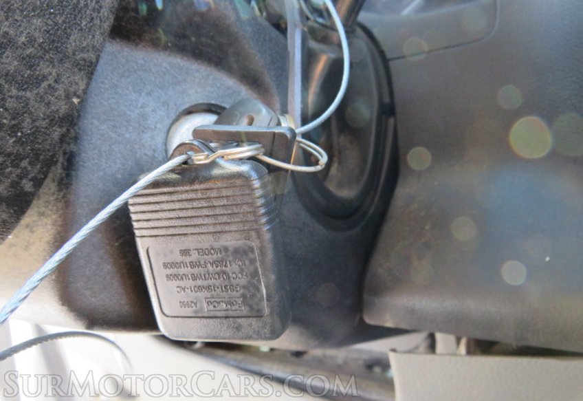 2021 Ford E-Series Cutaway - Image 29