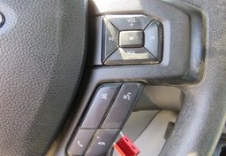 2021 Ford E-Series Cutaway - Image 27