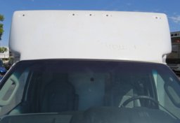 2021 Ford E-Series Cutaway - Image 13