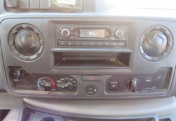 2021 Ford E-Series Cutaway - Image 38