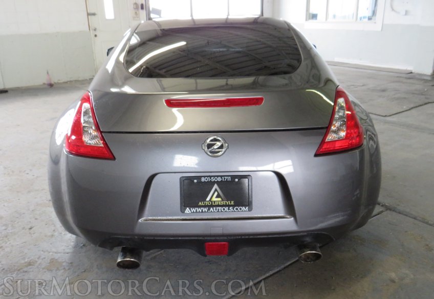 2014 Nissan 370Z - Image 12