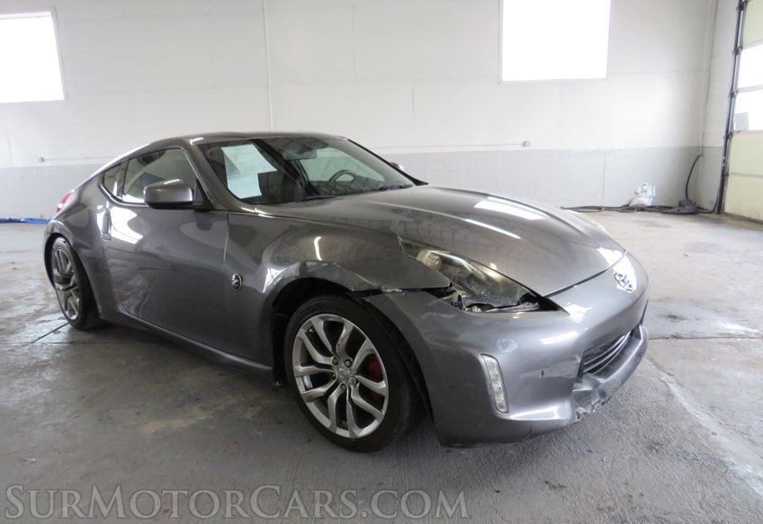 2014 Nissan 370Z - Image 2