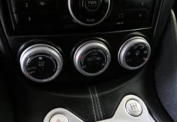 2014 Nissan 370Z - Image 38